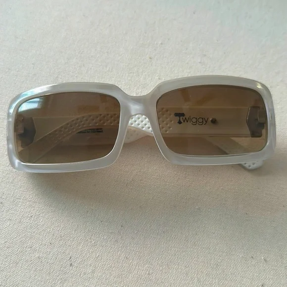 SPY | Accessories | Spy Optic Unisex Sunglasses Twiggy  display picture 1